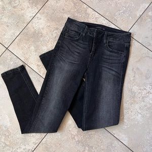 Level 99 Damon skinny jean, Sz 4, distressed gray